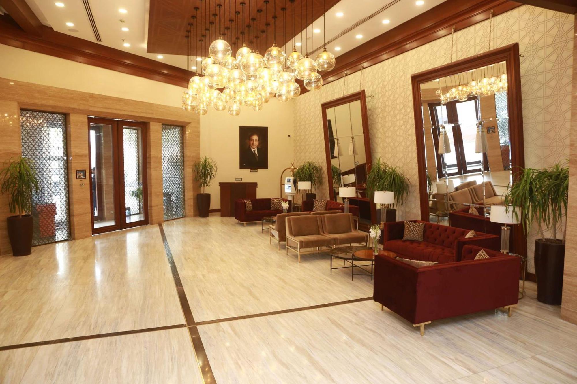 Hotel Ramada By Wyndham Multan Esterno foto