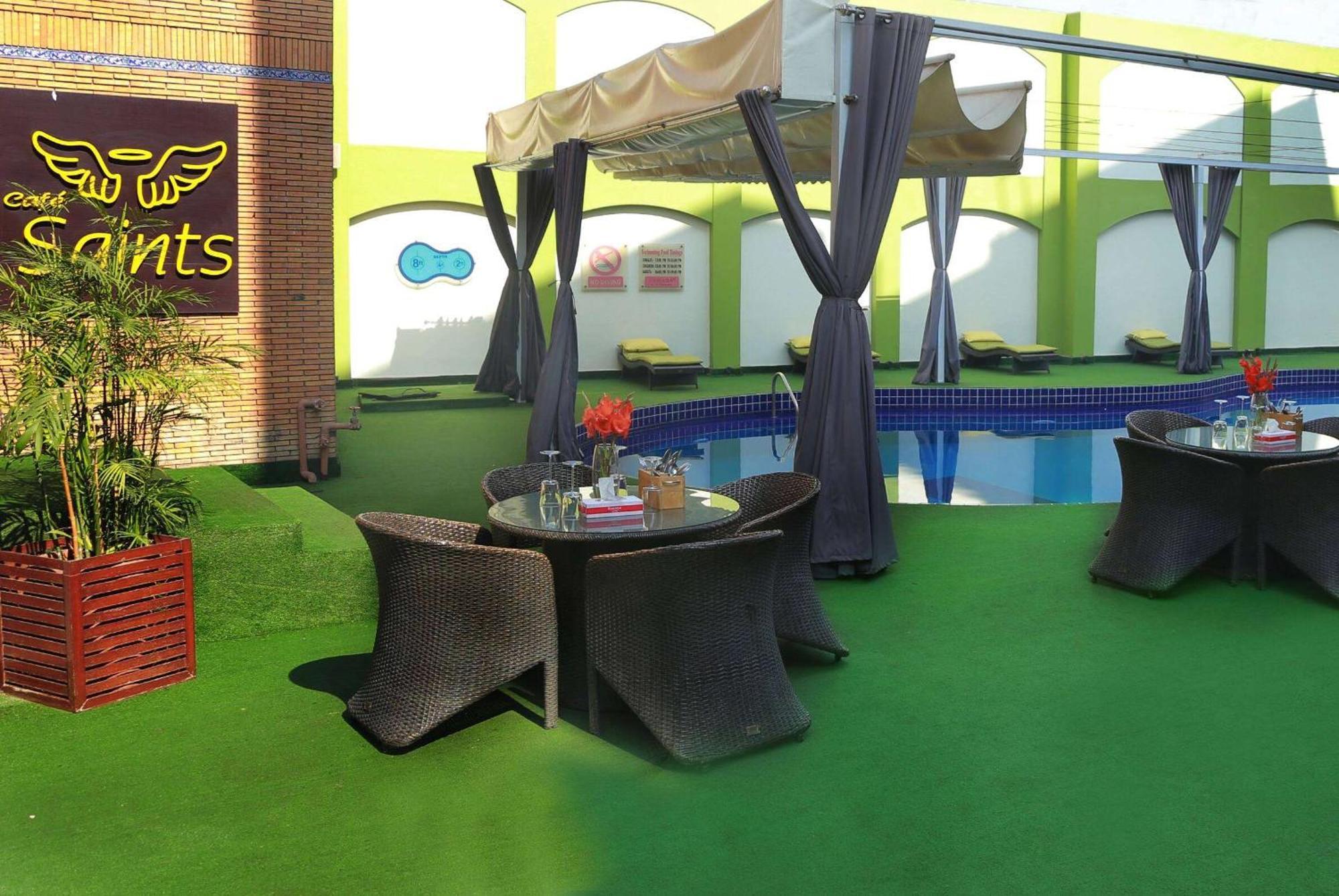 Hotel Ramada By Wyndham Multan Esterno foto